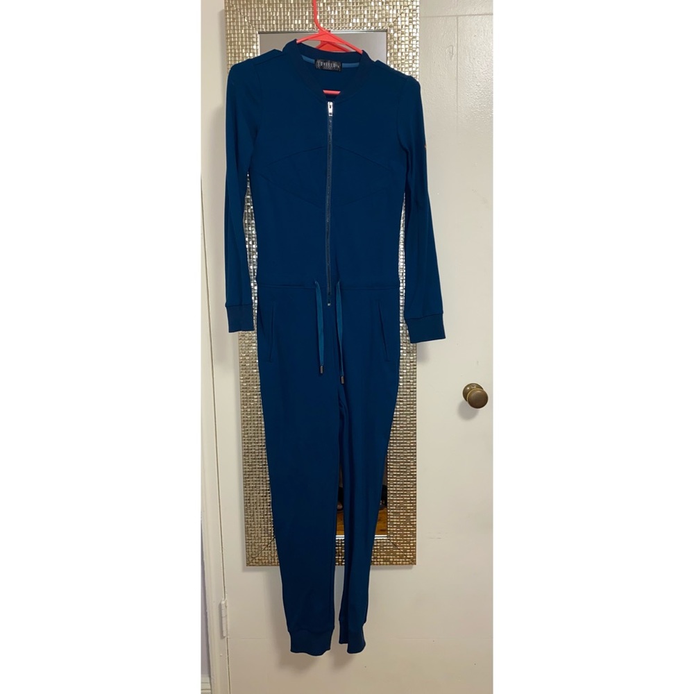 Lovello Elizabeth Zentai II